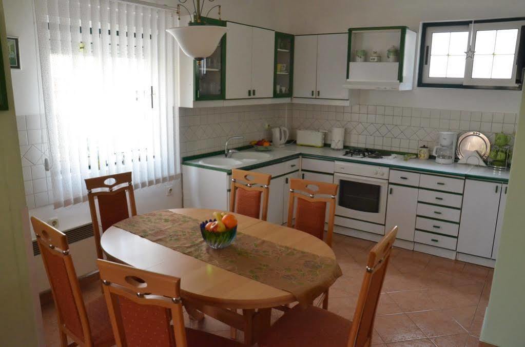 Apartment In ซาดาร์ ภายนอก รูปภาพ
