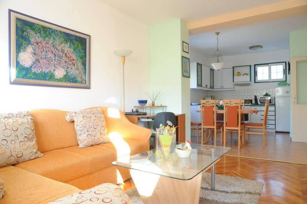 Apartment In ซาดาร์ ภายนอก รูปภาพ